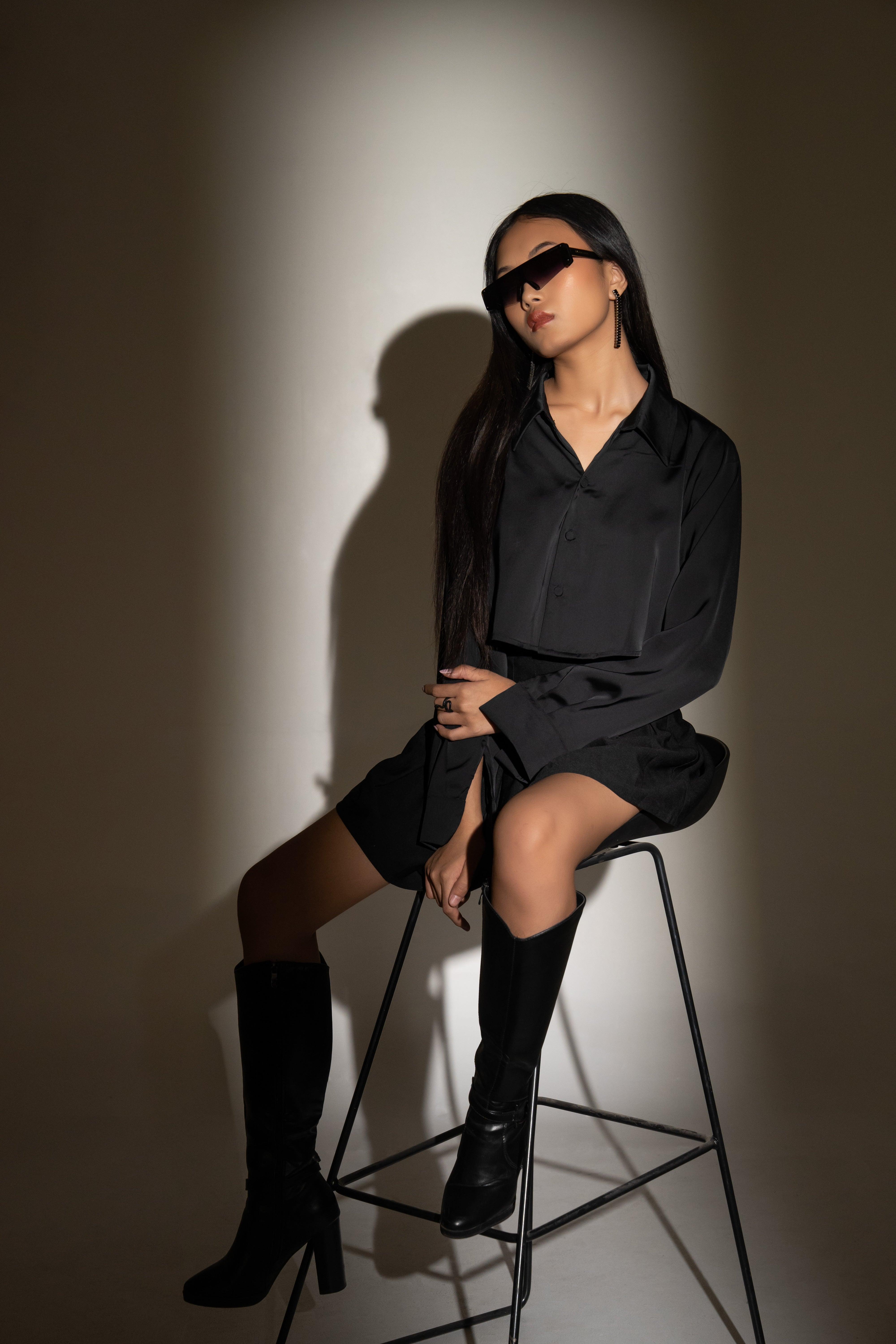 Cropped Satiny Shirt - Image 4