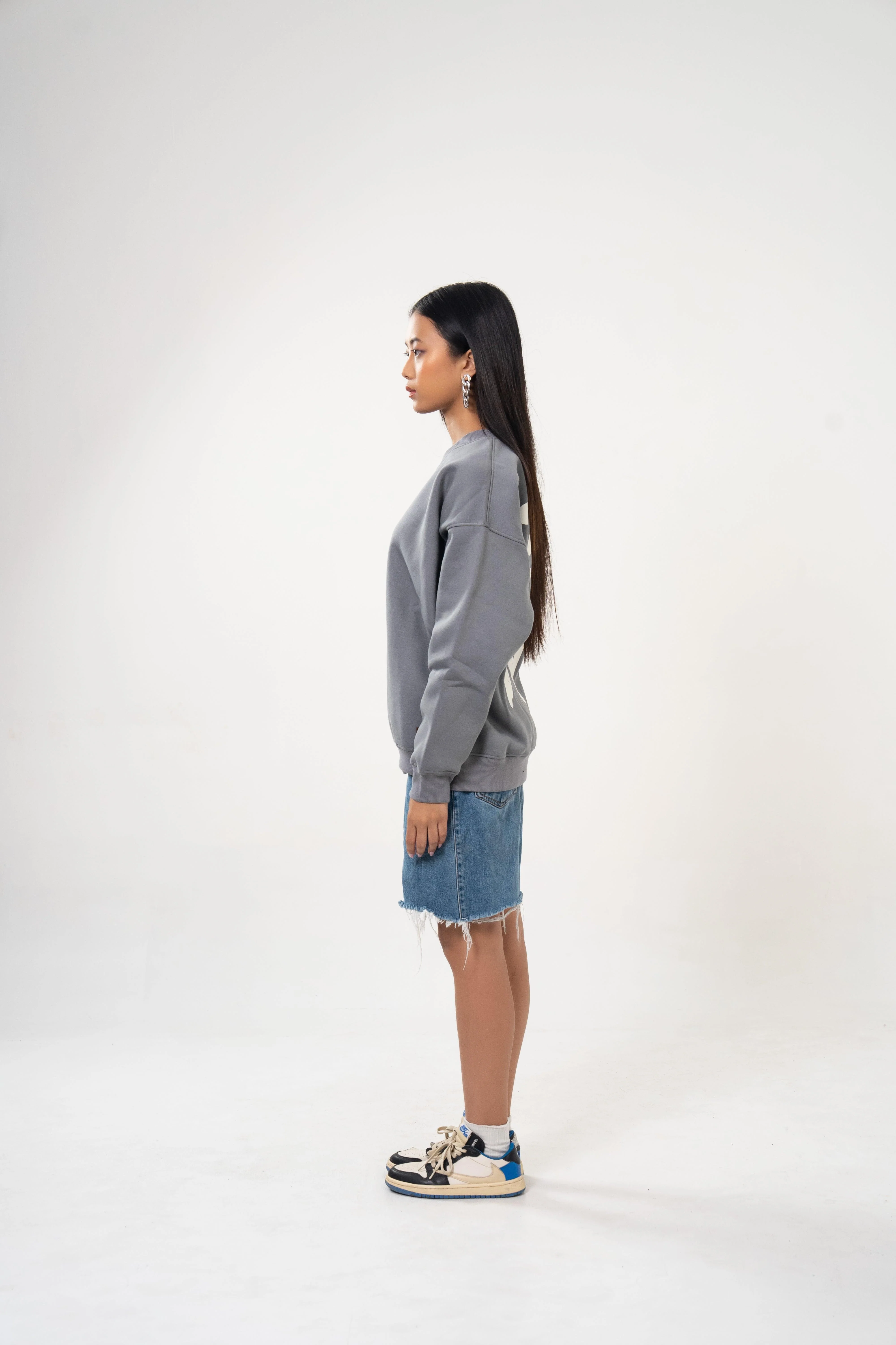 Graphiti Oversized Sweatshirt - Image 8